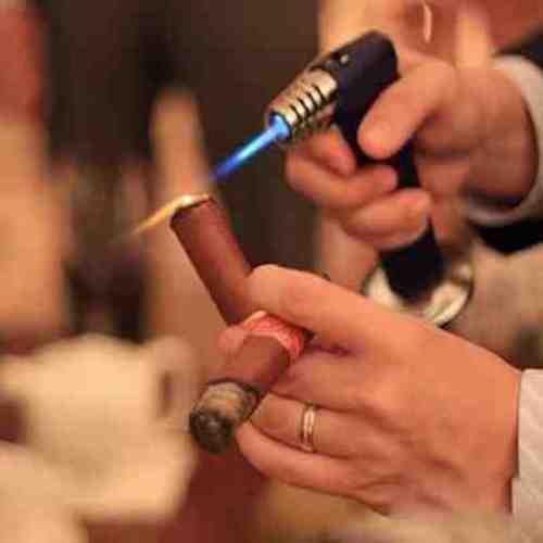 斜烧、飞跑、隧道烧......雪茄燃烧不均匀怎么办？